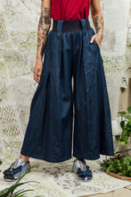 Load image into Gallery viewer, Lightweight denim palazzo pants