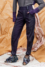 Load image into Gallery viewer, AW25 ANRI FLARE ZIP PANTS - DENIM