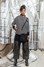 Load image into Gallery viewer, AW23 KAMARI BUTTON HEM JUMPER - MONO CHECK