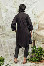 Load image into Gallery viewer, SL24 TAO LONG SHIRT - ONYX SLUB STRIPE