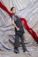 Load image into Gallery viewer, Women&#39;s Unisex Tailored Drape Vest in Graphite Linen Cotton