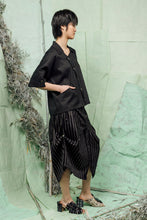 Load image into Gallery viewer, SL26 CADEAU BOXY SHIRT JACKET - OBSIDIAN PINSTRIPE