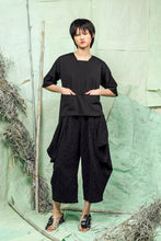 Load image into Gallery viewer, SL26 CASSIA UNISEX KNIT TOP - OBSIDIAN