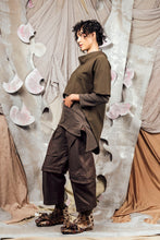 Load image into Gallery viewer, AW26 CIELO CROP POCKET TOP - OLIVE ARMY