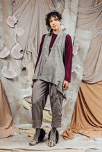 Load image into Gallery viewer, AW26 FIANE WRAP VEST - ASH SLUB