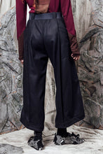 Load image into Gallery viewer, AW24 LYNDON BUTTON FLARE PANTS - DEEP INK