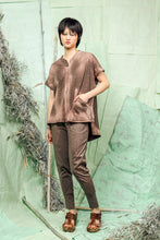 Load image into Gallery viewer, SL26 MANI CONVERTIBLE SQUARE TOP - KHAKI SALMON