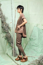 Load image into Gallery viewer, SL26 MANI CONVERTIBLE SQUARE TOP - KHAKI SALMON