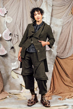 Load image into Gallery viewer, AW26 MASARO DETACHABLE JACKET - FOREST CHEVRON