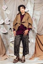 Load image into Gallery viewer, AW26 MASARO DETACHABLE JACKET - SIENNA HOUNDSTOOTH