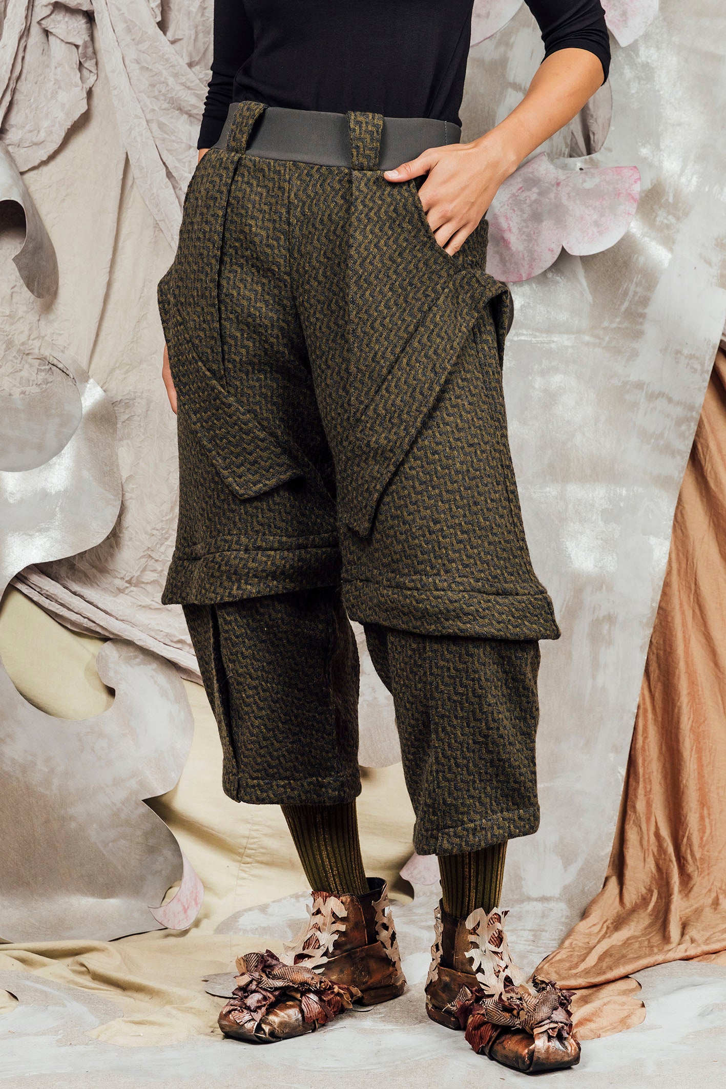 AW26 ORFEO ZIP LEG WIDE PANTS - FOREST CHEVRON – JUDE Modern