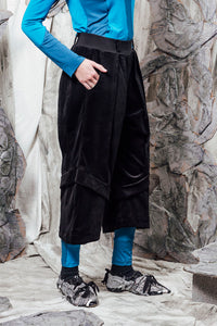 AW24 PLICA DOUBLE CUFF PANTS - OBSIDIAN