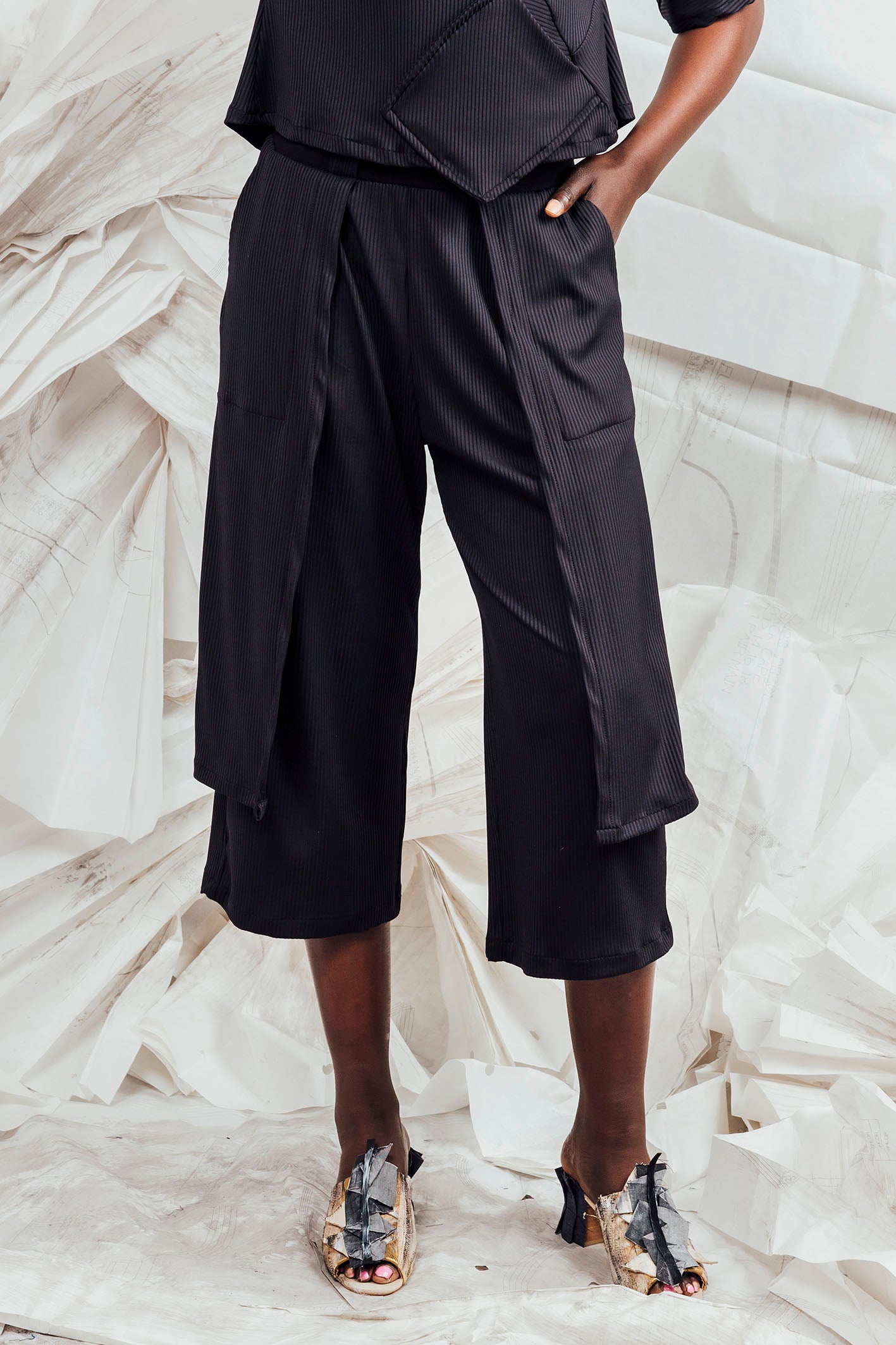 SL25 TORHI WIDE LEG PANTS - OBSIDIAN RIB