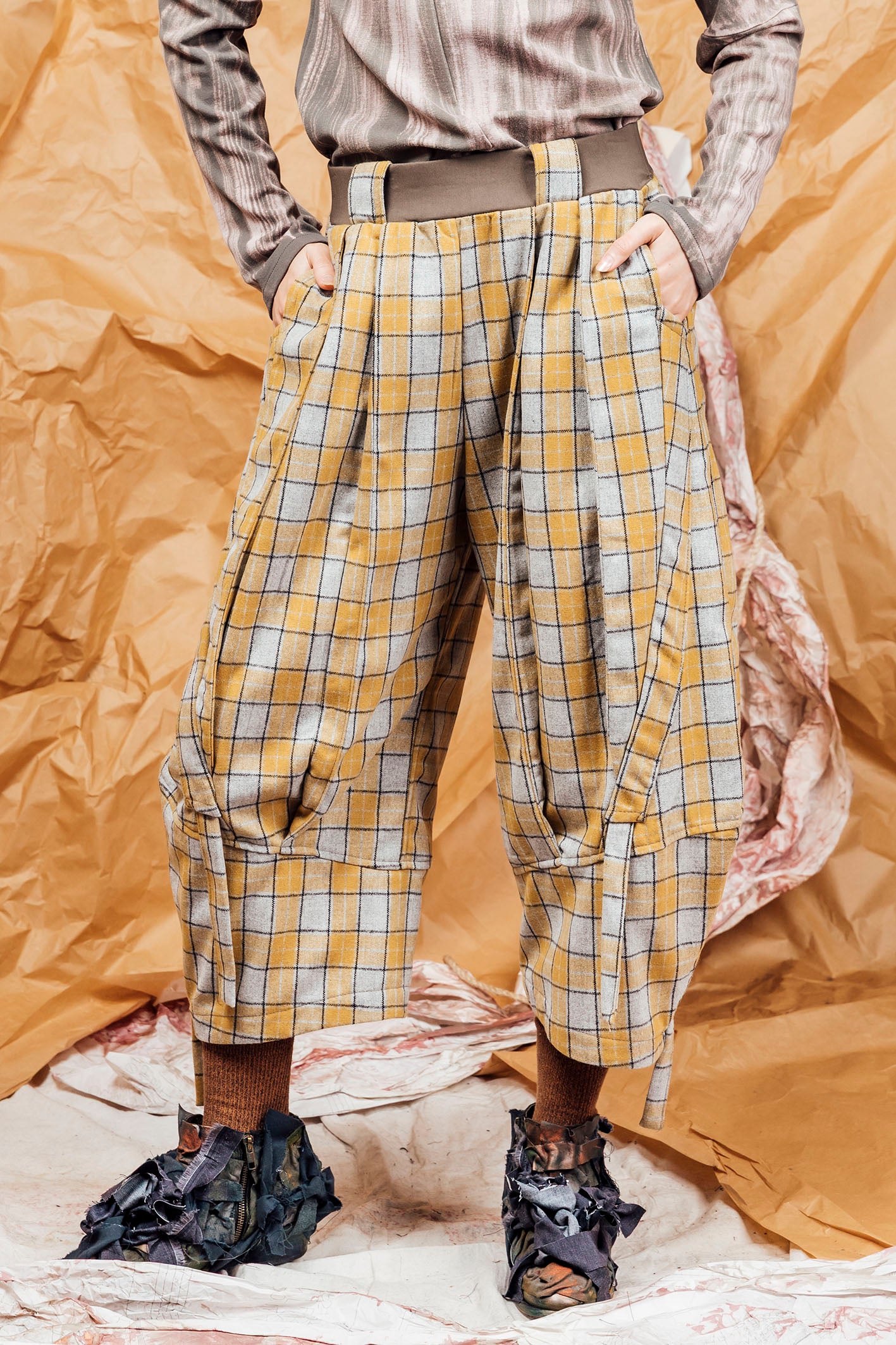 AW25 TOSHI WIDE RUCHE PANTS - CANARY CHECK