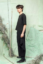 Load image into Gallery viewer, SL26 CASSIA UNISEX KNIT TOP - OBSIDIAN