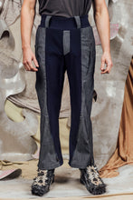Load image into Gallery viewer, AW26 IDRIS FLARE ZIP PANTS - DENIM