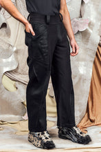 Load image into Gallery viewer, AW26 IDRIS FLARE ZIP PANTS - OBSIDIAN