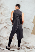 Load image into Gallery viewer, SL25 KAIDA LONG WRAP VEST - CHARCOAL ACIDWASH