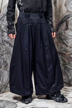 Load image into Gallery viewer, AW24 LYNDON BUTTON FLARE PANTS - DEEP INK