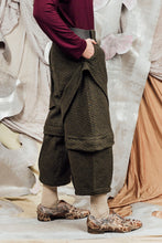 Load image into Gallery viewer, AW26 ORFEO ZIP LEG WIDE PANTS - FOREST CHEVRON