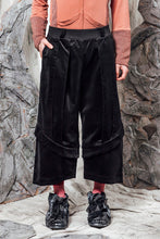 Load image into Gallery viewer, AW24 PLICA DOUBLE CUFF PANTS - OBSIDIAN