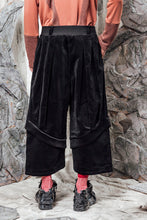 Load image into Gallery viewer, AW24 PLICA DOUBLE CUFF PANTS - OBSIDIAN