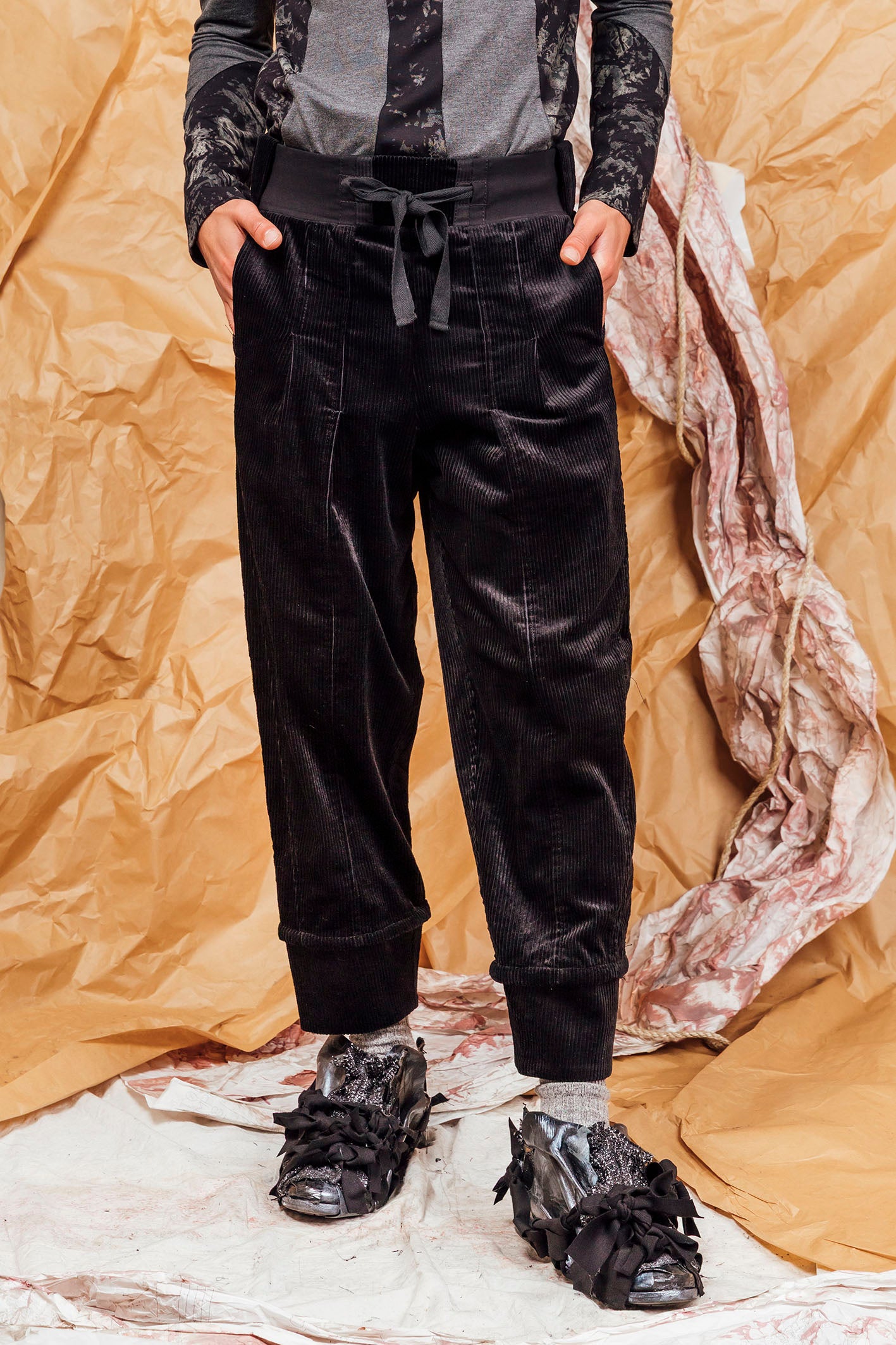 AW25 REILLY STRAIGHT LEG PANT - OBSIDIAN CORD