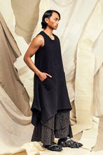 Load image into Gallery viewer, SL27 SAKASA  REVERSIBLE TUNIC DRESS - ONYX SLUB