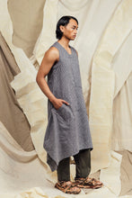 Load image into Gallery viewer, SL27 SAKASA  REVERSIBLE TUNIC DRESS - MIDNIGHT PEWTER STRIPE