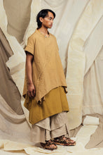 Load image into Gallery viewer, SL27 SANTALI RUCHE FLARE TOP - DIJON