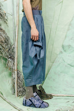 Load image into Gallery viewer, SL26 SHOSAI WRAP PANTS - DENIM CHAMBRAY