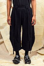 Load image into Gallery viewer, SL27 TOSHI WIDE RUCHE PANTS - OBSIDIAN