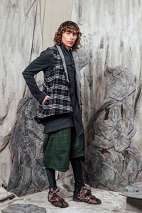 AW24 UZURI ZIP VEST - OBSIDIAN PLAID