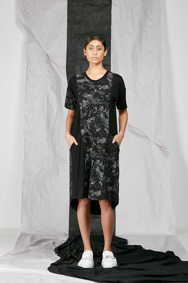 Graphic Black Kimono Sleeve Knit Tee Shirt Dress